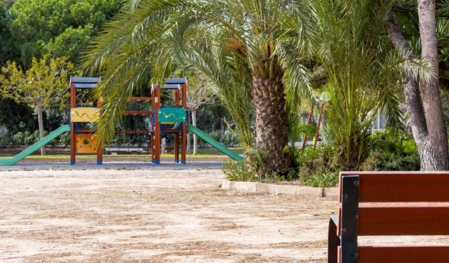 Brukt - Town House -
Orihuela Costa - Costa Blanca