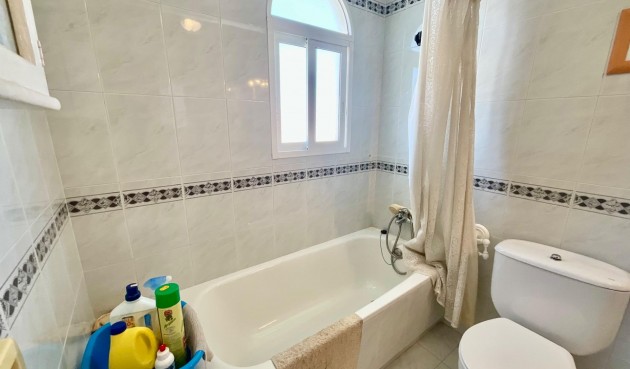 Brukt - Apartment -
Torrevieja - La Mata