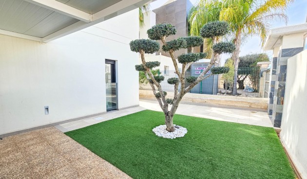 Brukt - Villa -
Rojales - Cuidad Quesada