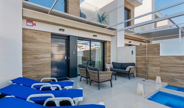 Brukt - Villa -
Ciudad Quesada - Costa Blanca