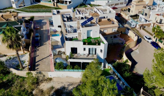 Reventa - Villa -
Orihuela Costa - Costa Blanca