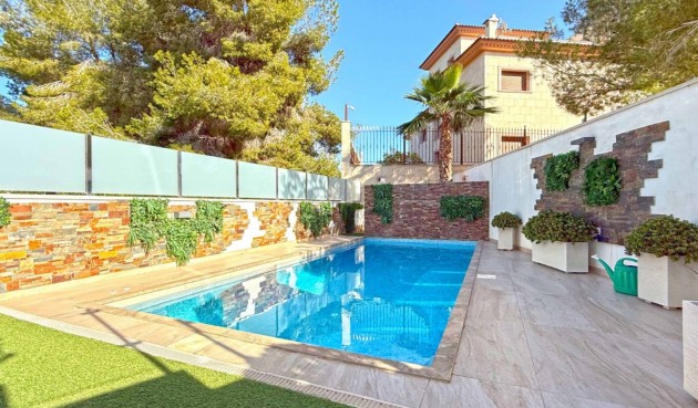 Reventa - Villa -
Orihuela Costa - Costa Blanca