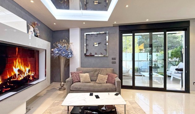 Reventa - Villa -
Orihuela Costa - Costa Blanca