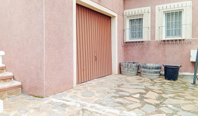 Brukt - Villa -
Torrevieja - La Siesta