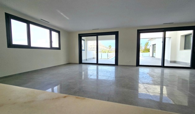 Brukt - Villa -
Jávea - Costa Blanca