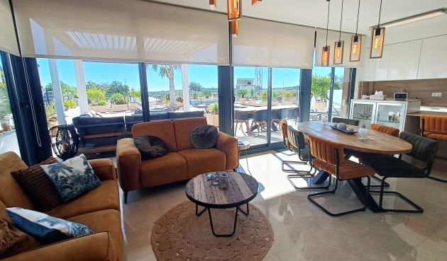 Brukt - Villa -
Algorfa - Inland