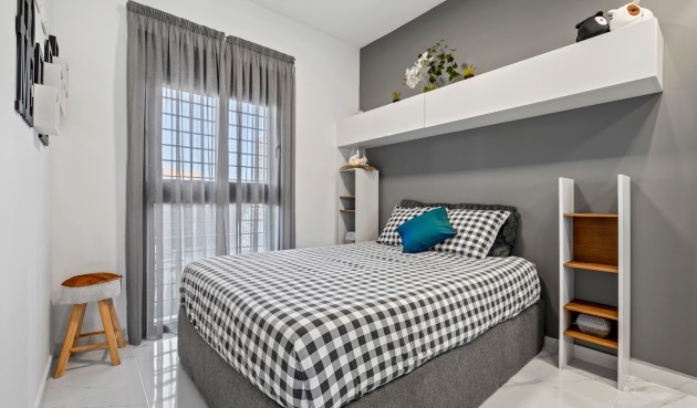 Brukt - Apartment -
Guardamar del Segura - Costa Blanca