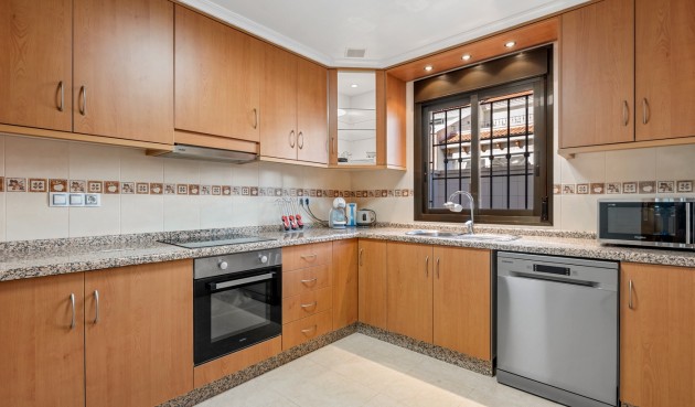 Brukt - Villa -
San Miguel de Salinas - Inland