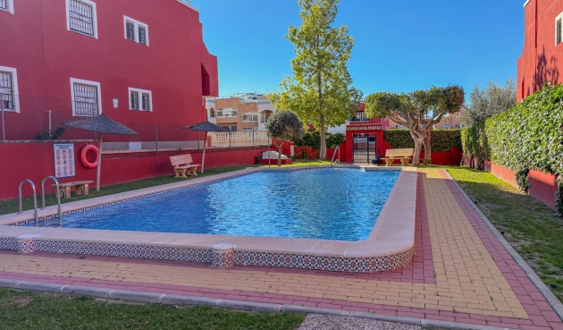 Brukt - Apartment -
Los Altos - Costa Blanca