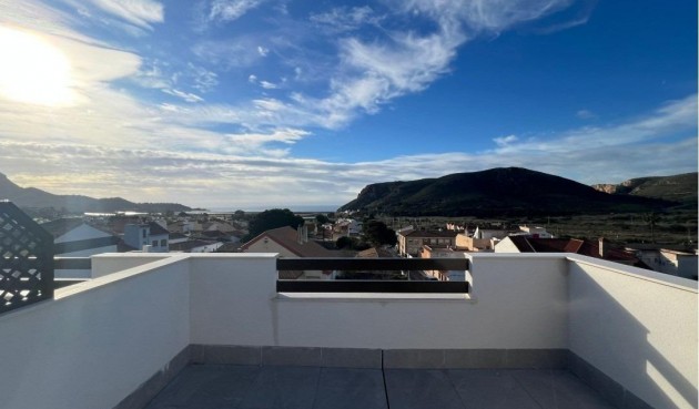 Nybygg - Town House -
La Union - centro