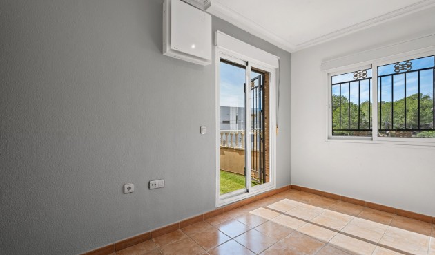 Brukt - Villa -
Orihuela Costa - Costa Blanca