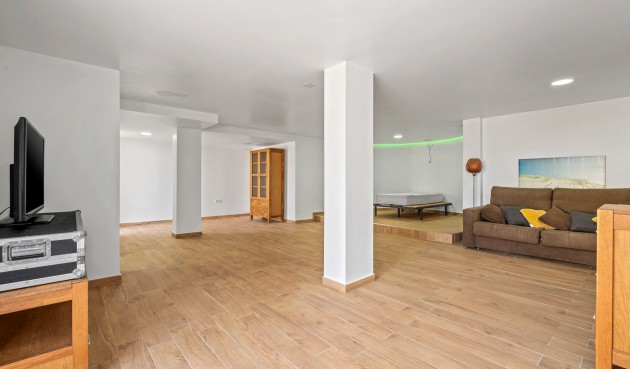 Brukt - Villa -
Orihuela Costa - Costa Blanca