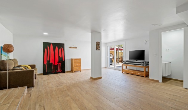 Brukt - Villa -
Orihuela Costa - Costa Blanca