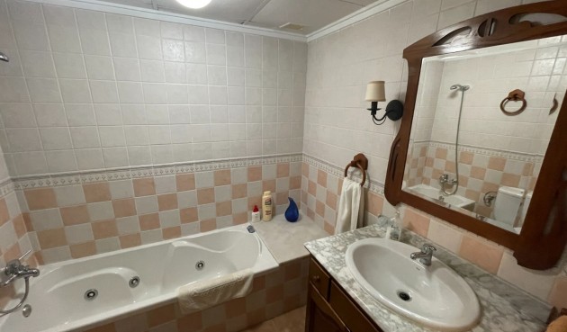 Brukt - Town House -
Almoradí - Inland