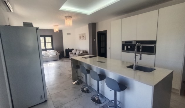 Brukt - Villa -
Canadas De San Pedro - Inland