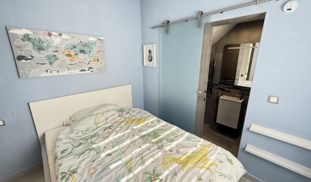 Brukt - Villa -
Villamartin - Costa Blanca