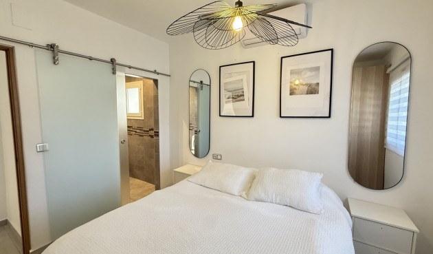 Brukt - Villa -
Villamartin - Costa Blanca