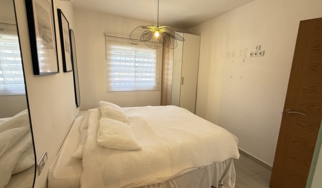 Brukt - Villa -
Villamartin - Costa Blanca