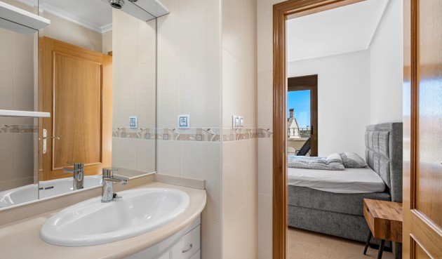 Brukt - Town House -
San Miguel de Salinas - Inland