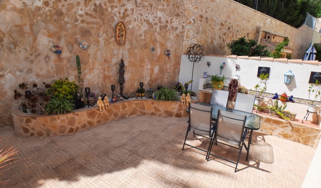 Brukt - Villa -
Villamartin - Costa Blanca