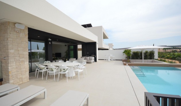 Brukt - Villa -
Algorfa - Comunidad Valenciana