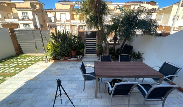 Brukt - Town House -
Torre de la Horadada - Costa Blanca
