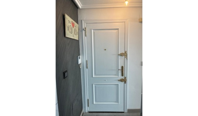 Brukt - Apartment -
Torrevieja - Centro