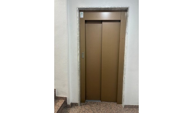 Brukt - Apartment -
Torrevieja - Centro