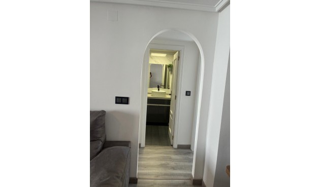 Brukt - Apartment -
Torrevieja - Centro