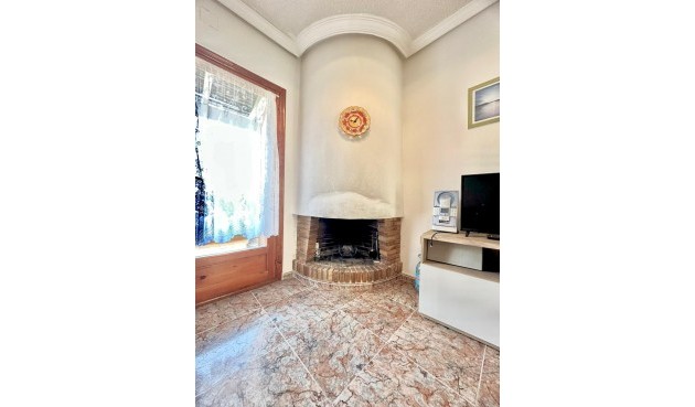 Brukt - Bungalow -
Guardamar del Segura - El Moncayo