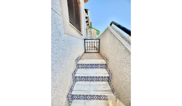 Brukt - Bungalow -
Guardamar del Segura - El Moncayo