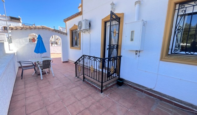 Brukt - Villa -
Orihuela - Inland