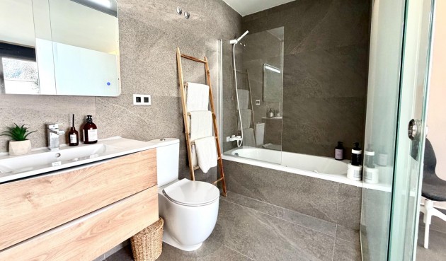 Brukt - Villa -
San Miguel de Salinas - Bellavista