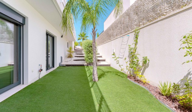 Brukt - Villa -
San Miguel de Salinas - Bellavista