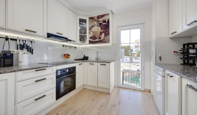 Brukt - Town House -
Torrevieja - aguas nuevas