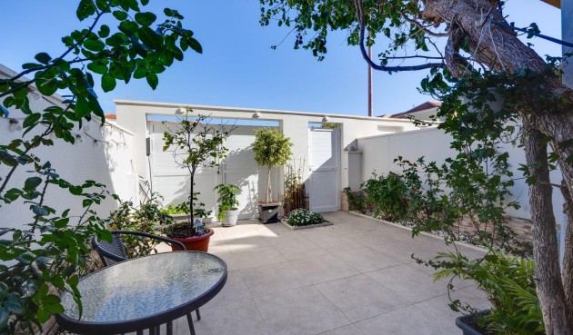 Brukt - Town House -
Torrevieja - aguas nuevas