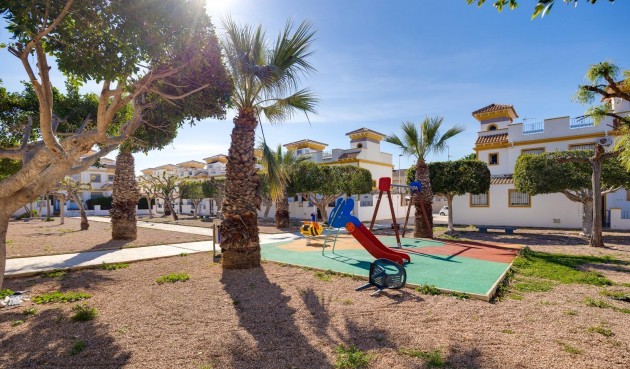 Brukt - Town House -
Torrevieja - aguas nuevas