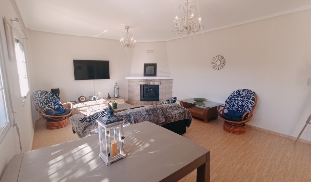 Brukt - Villa -
Avileses - Inland