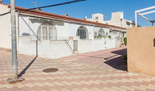 Brukt - Bungalow -
Torrevieja - La Siesta - El Salado - Torreta