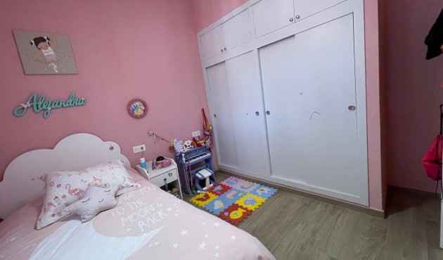 Brukt - Town House -
Pilar de la Horadada - Zona Pueblo