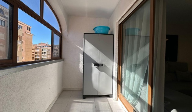 Brukt - Apartment -
Torrevieja - Centro