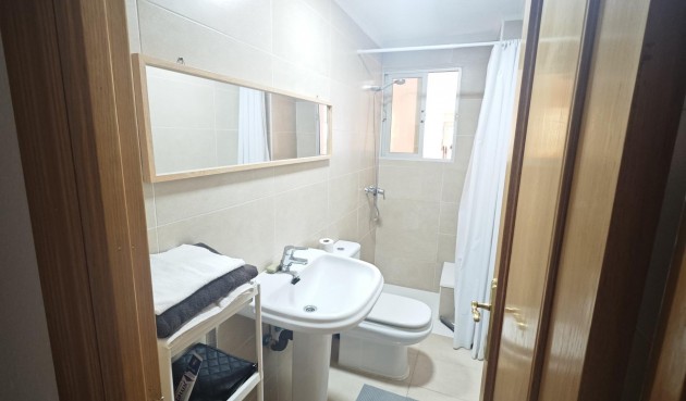 Brukt - Bungalow -
Torrevieja - Playa del Cura