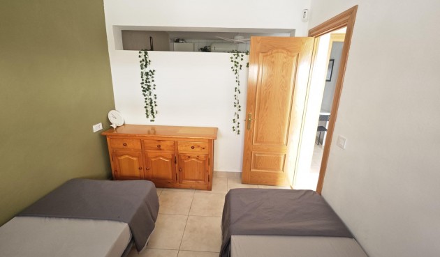 Brukt - Bungalow -
Torrevieja - Playa del Cura