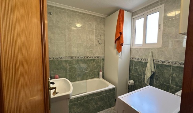 Brukt - Apartment -
Torrevieja - Estacion De Autobuses