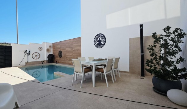 Brukt - Villa -
Benijofar - Benimar