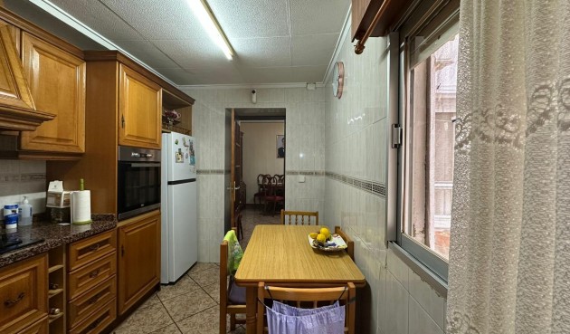 Brukt - Apartment -
Torrevieja - Estacion De Autobuses