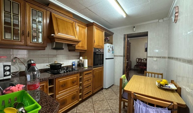 Brukt - Apartment -
Torrevieja - Estacion De Autobuses