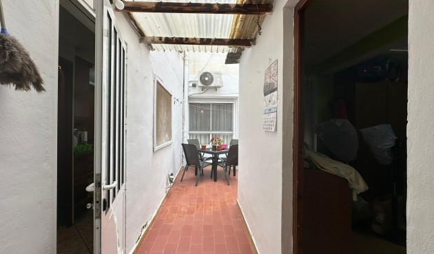 Brukt - Apartment -
Torrevieja - Estacion De Autobuses