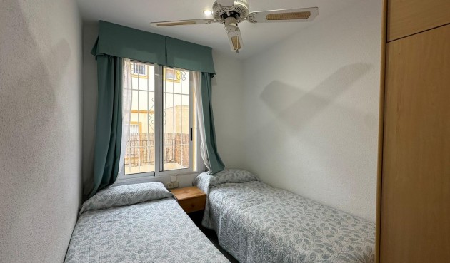 Brukt - Bungalow -
Orihuela Costa - Los Almendros-la Florida