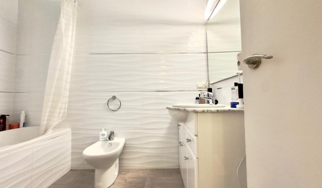 Brukt - Apartment -
Torrevieja - Centro